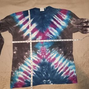 Tie dye long sleeve tshirt